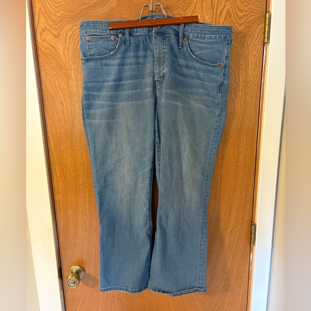 Madewell Cali Demi-Boot Crop Jeans